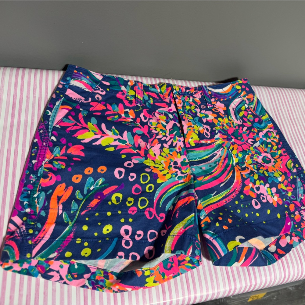 Lilly Pulitzer NWT Size 4Wills Stretch Shorts